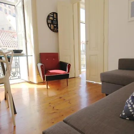 Carmo Baixa Flat